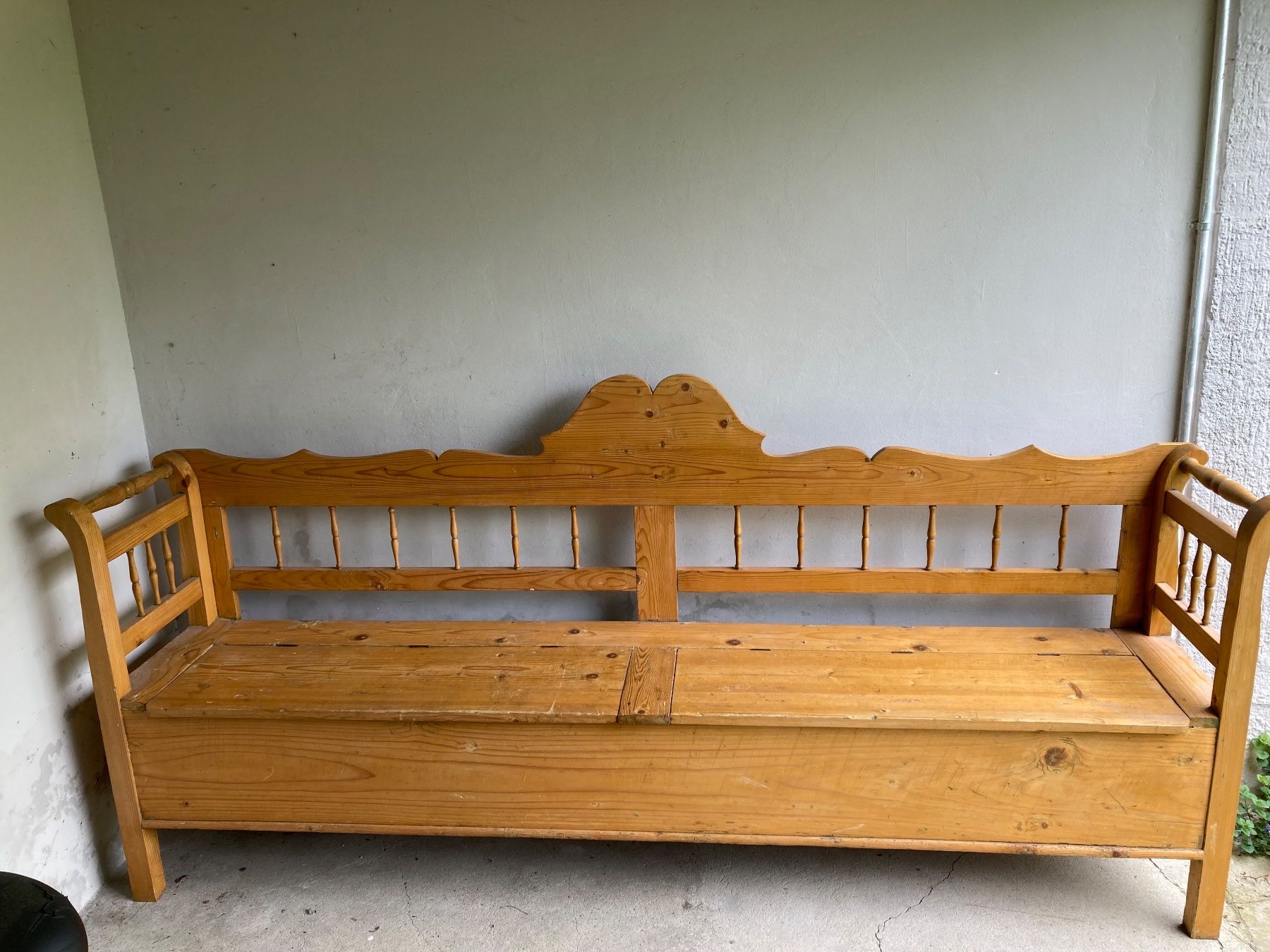 Bancs: Holzbank antik – D'occasion à Küttigen par MiomeinMio