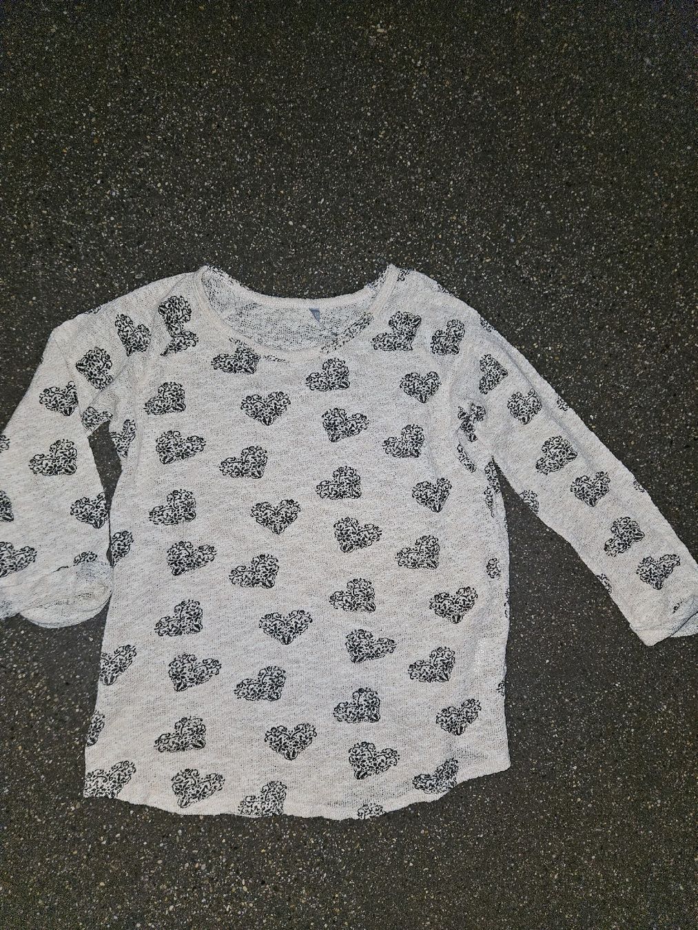 T-shirt: Shirt mit Herzmuster, Grösse S helles beige  – Nuovo (secondo la descrizione) da Anwil venduto da tamoos 2