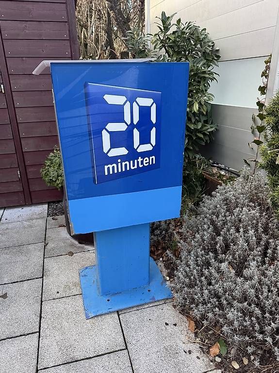 Sonstiges für Haushalt & Wohnen: 20 Minuten Briefkasten – Gebraucht aus Langwiesen von sea_7xsg 1