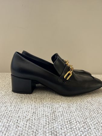 Burberry black chain loafers