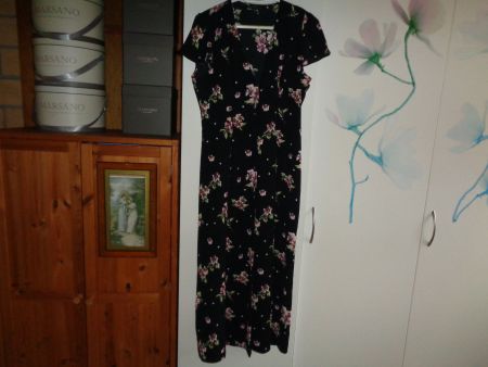 *** Maxikleid *** / Blumen / von ZARA