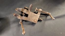 Antikes Werkzeug SCHRAUBSTOCK