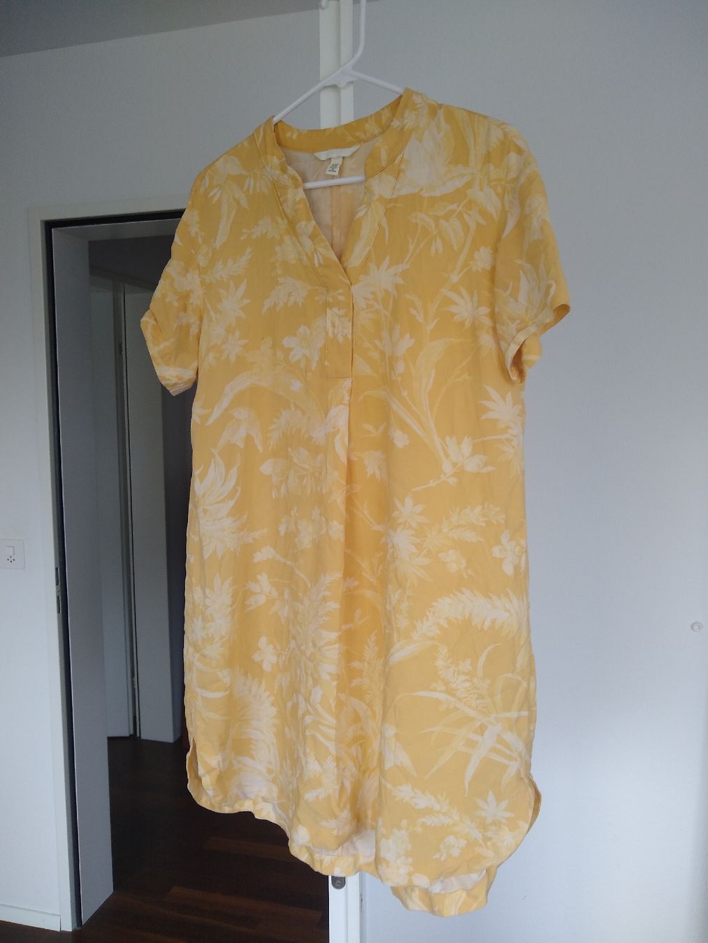 H&M Kleider: XS summer dress – Gebraucht aus Dübendorf von LoRi-2026