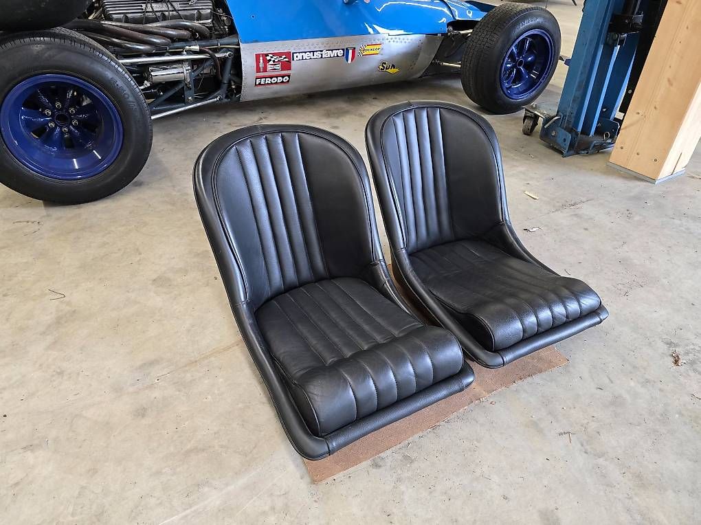 Tutti pezzi di ricambio auto: Shelby Cobra Sportsitze – Usato da Grosswangen venduto da LUNI_Classic_Cars