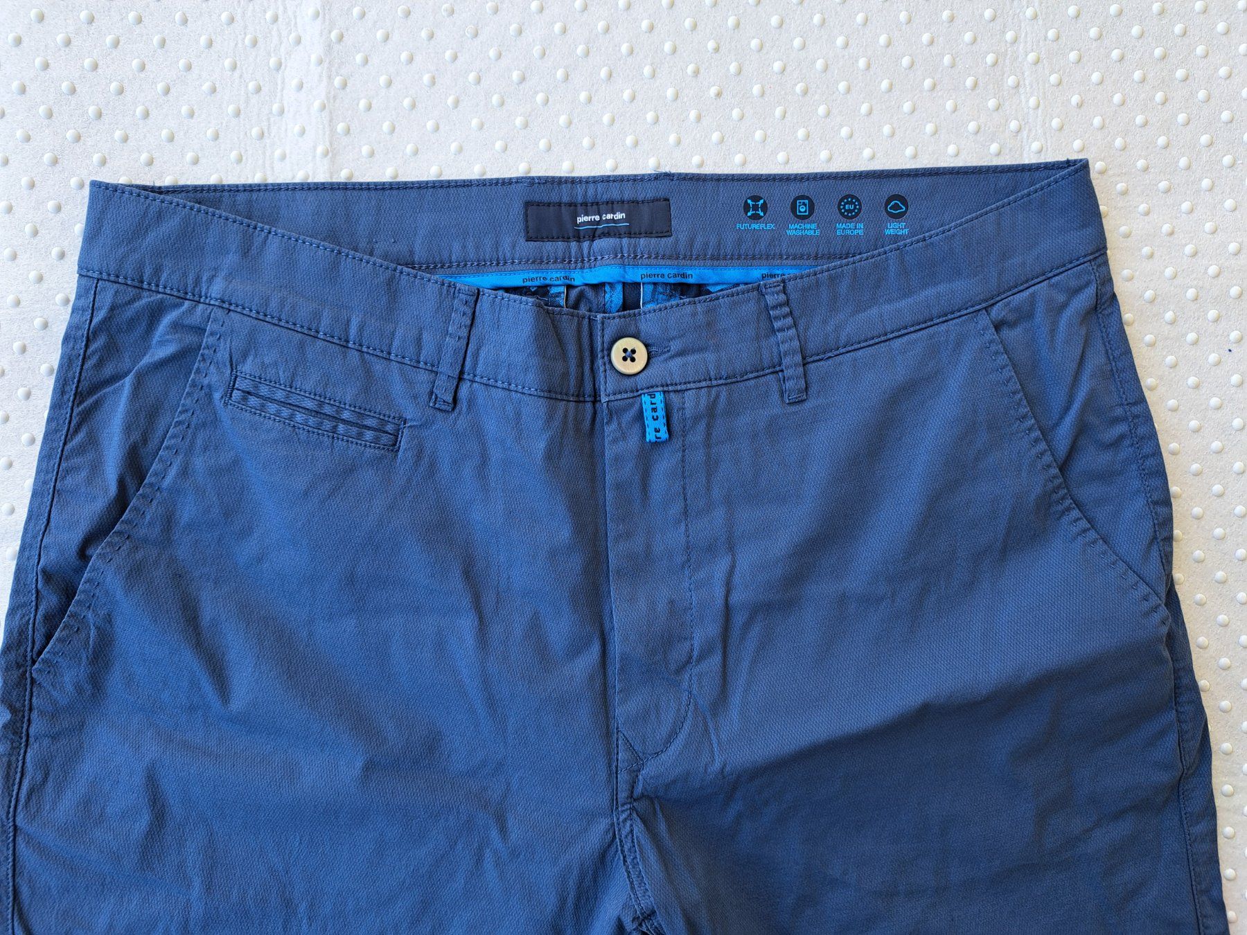 Pierre Cardin Pantaloni: NEU! Pierre Cardin leichte Freizeithose, Gr. 38/30 – Nuovo e nell'imballaggio originale da Gysenstein venduto da joshuas81 1