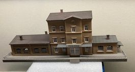 Spur N 7 Stück Modellhäuschen