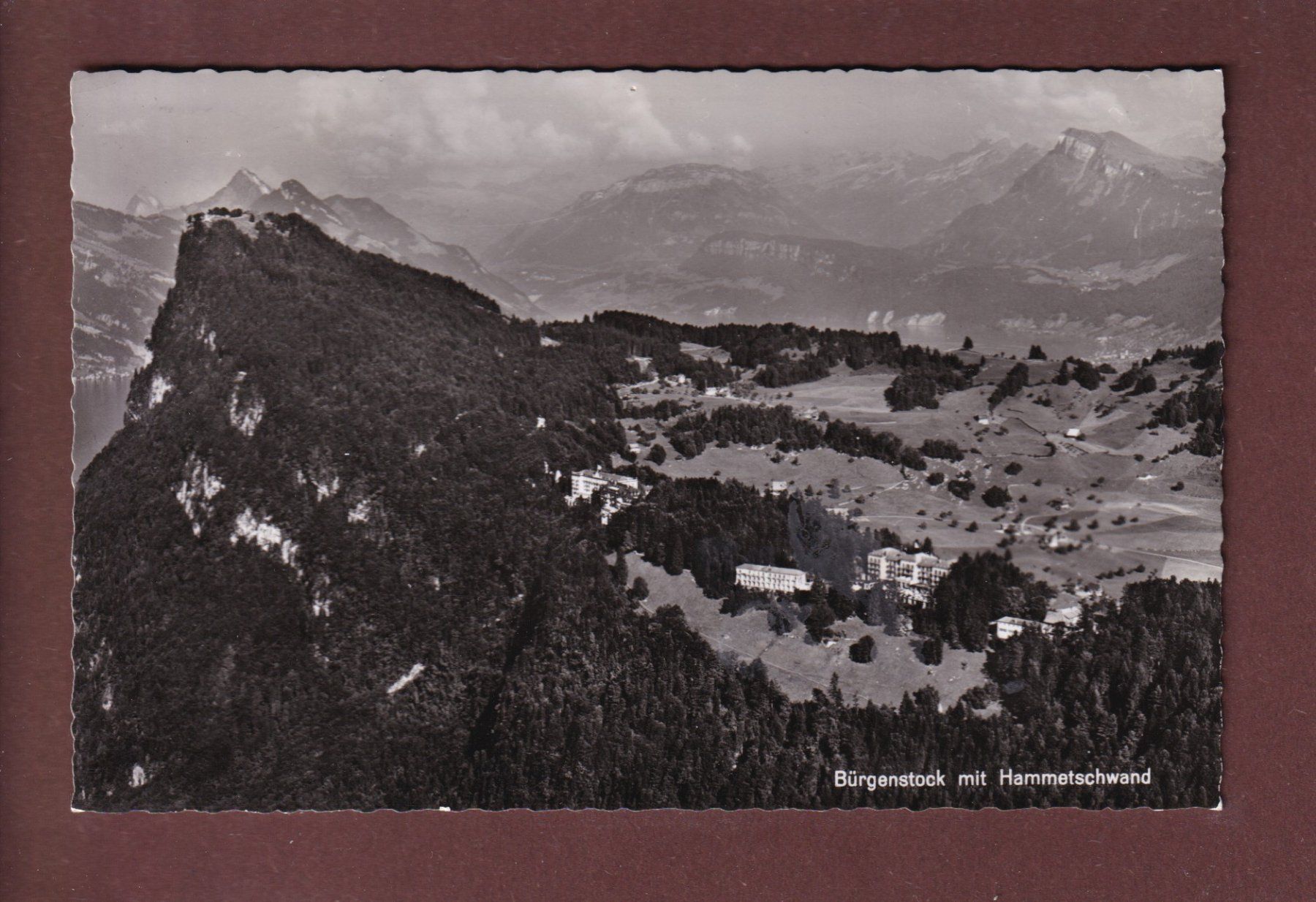 Cartoline postali: BÜRGENSTOCK mit Hammetschwand - 1956 – Usato da Pully venduto da nicecards