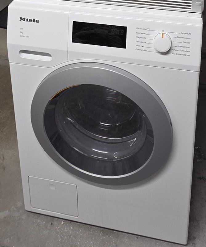 Miele Machines à laver: Miele Waschmaschine W1 Series 120 – Défectueux à Maisprach par patrugi