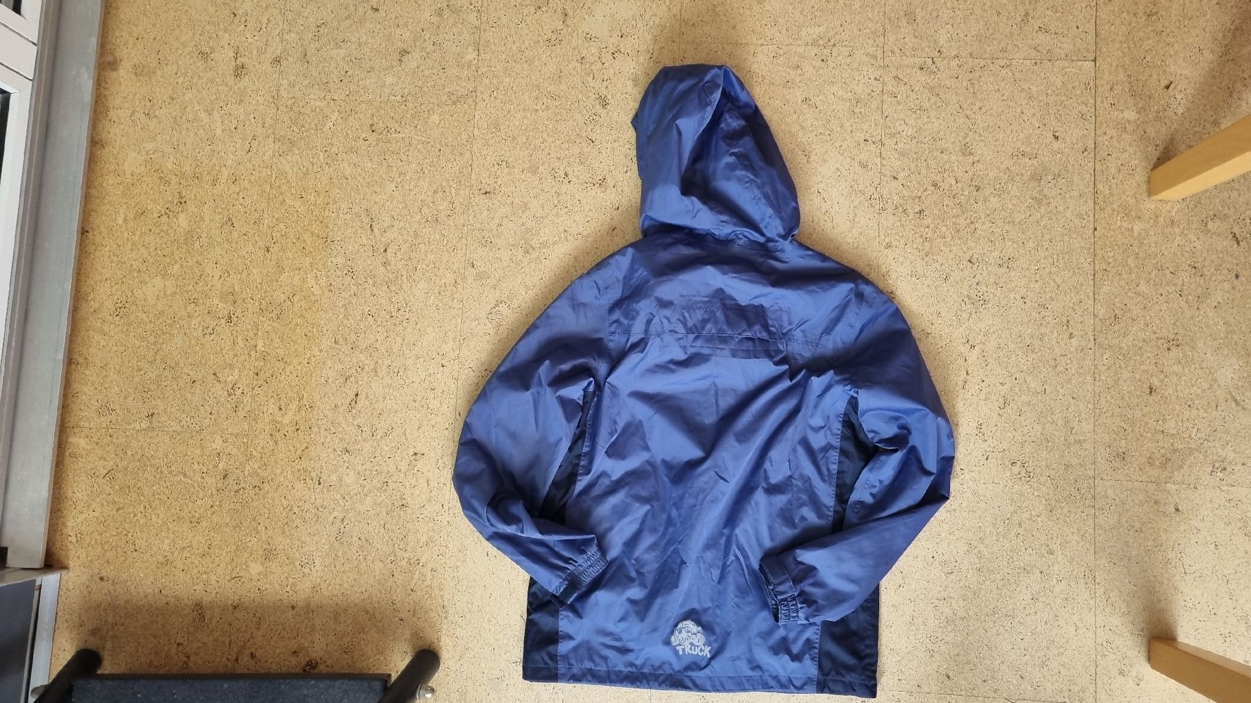 Jacken: Leichte Regenjacke Gr 158 – Gebraucht aus Uster von Moriginal 2