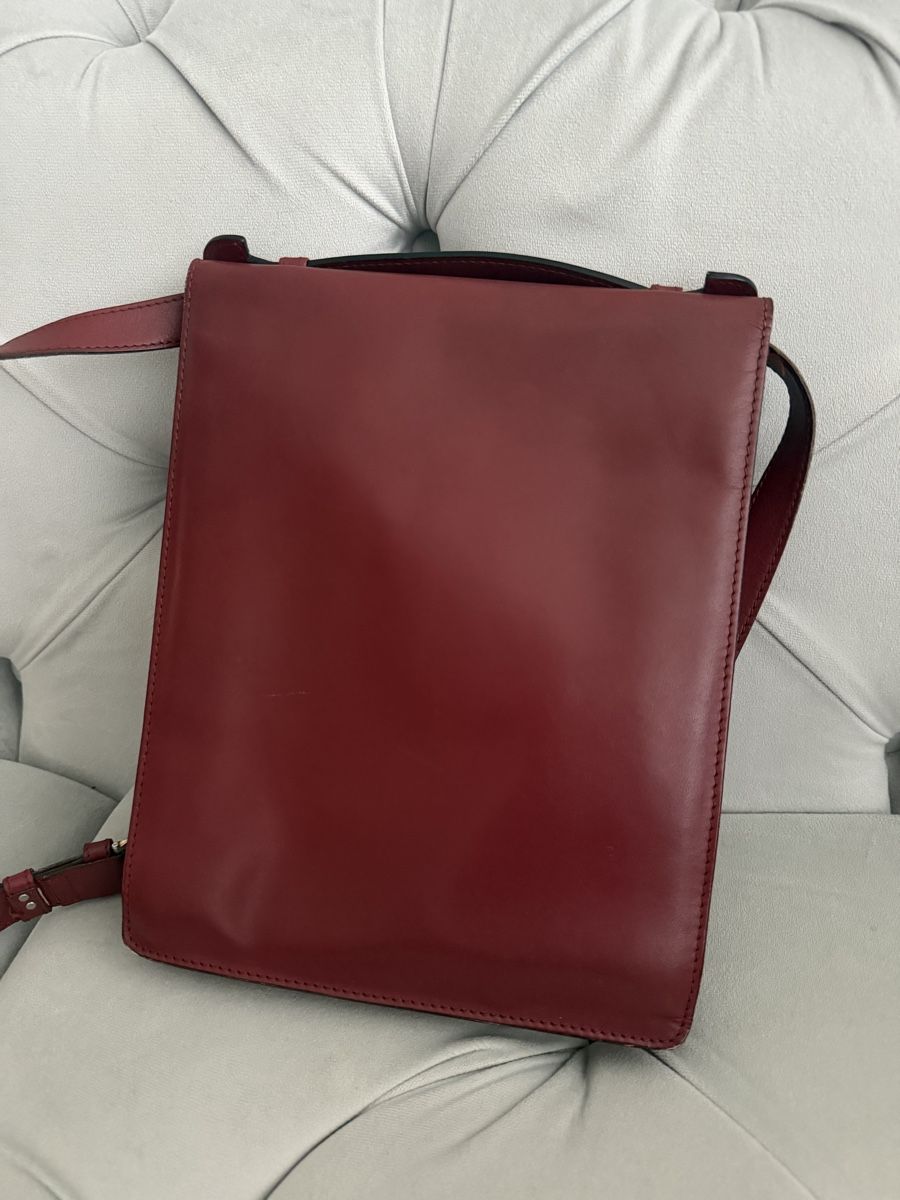 Cartier Taschen: Cartier Umhängetasche – Gebraucht aus Zürich von bentley_ 1