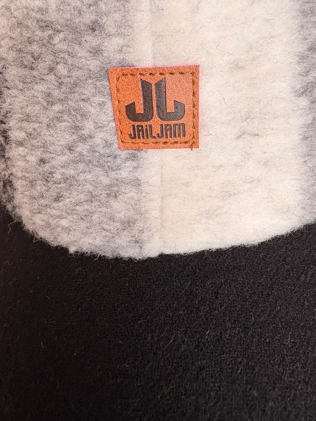 Copricapi, berretti & cappellini: Jail Jam - warmes Wintercap, Grau/Weiss, Neu! – Nuovo (secondo la descrizione) da Urdorf venduto da eneri56 1