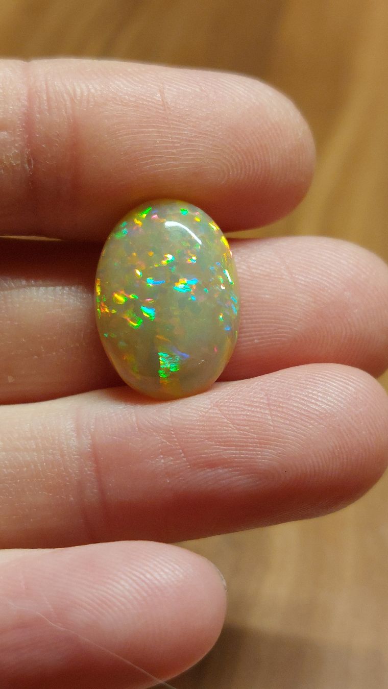 Pietre preziose: 8 ct Opal Welo – Nuovo (secondo la descrizione) da Bévilard venduto da Yougems 1