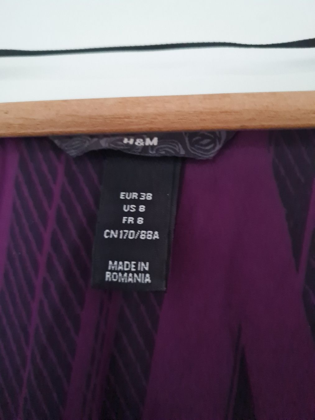 H&M Camicette: Violette Bluse Gr 38 – Usato da Wettingen venduto da Francesca011 1