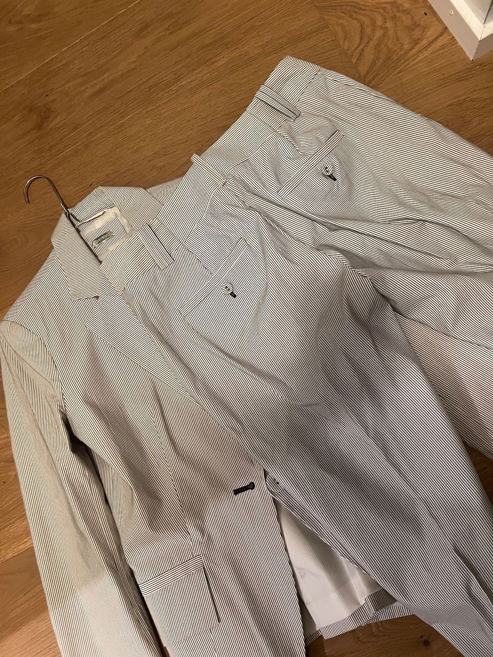 Zara Completi & Tailleur: Zara Basic Hosenanzug grau gestreift, Gr. M, top Zustand! – Usato da Herzogenbuchsee venduto da jenny.24.01 2