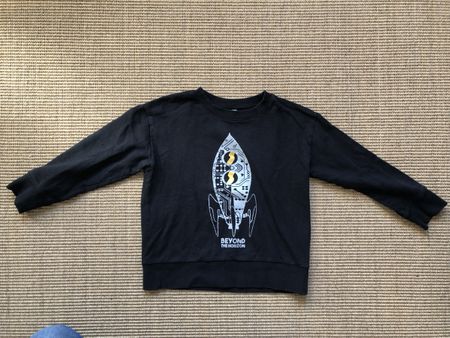 Pullover mit Rakete, Grösse 128
