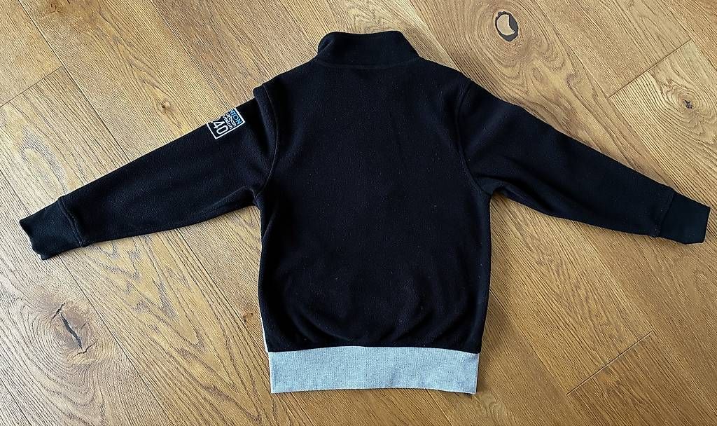 Jacken: Fleece Faserpelz Jacke 122/128 – Gebraucht aus Männedorf von lachen2011 1
