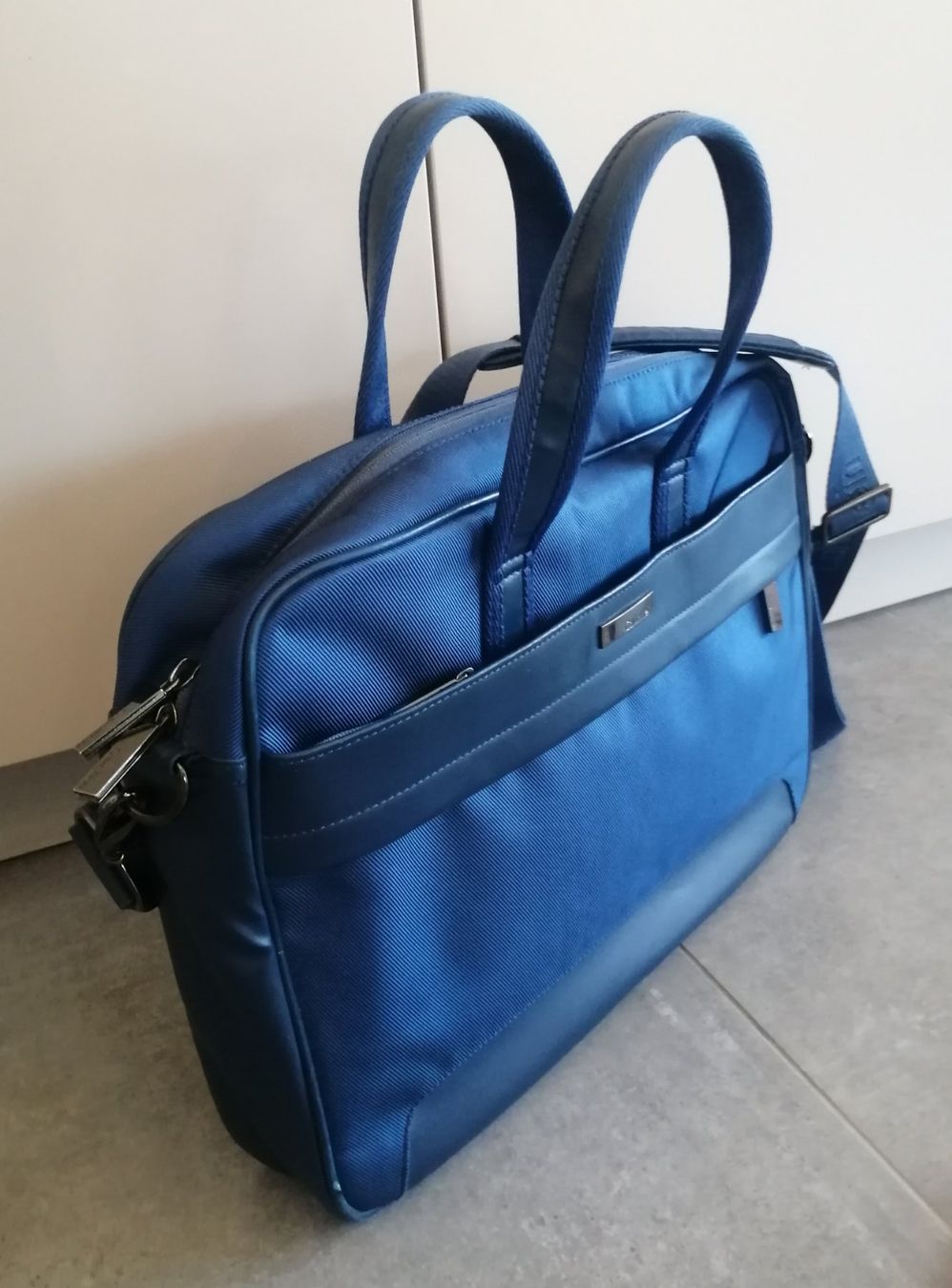 Calvin Klein Sacs: Calvin Klein Laptoptasche – Neuf (Voir description) à Mosnang par creativist 1