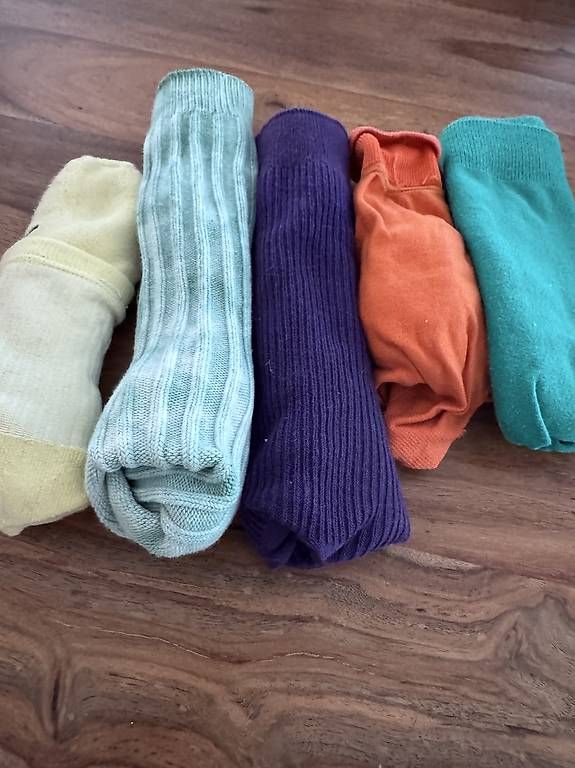 Calze: 97 Socken zum Verkauf – Usato da Zürich venduto da bryananthony 2