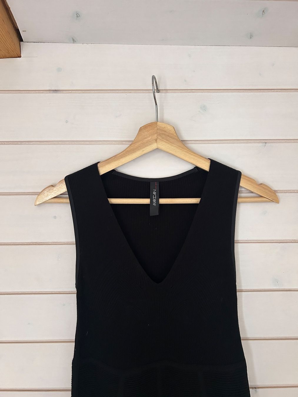 Marc Cain Kleider: Marc Cain Strickkleid - Gr. 2 – Gebraucht aus Illnau von Monkky 2