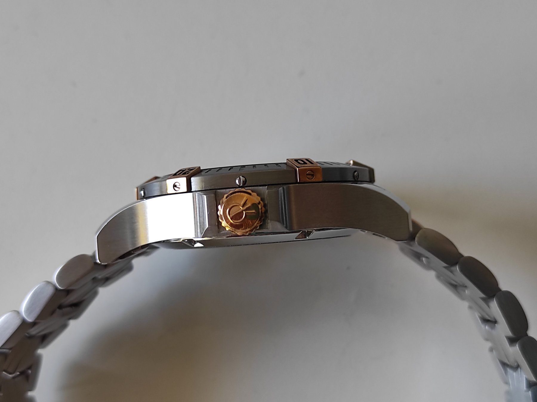 Revue Thommen Orologi: Revue - Thommen Airspeed auto. Pointerdate, neu mit Papieren – Nuovo e nell'imballaggio originale da Grenchen venduto da elibethma 9