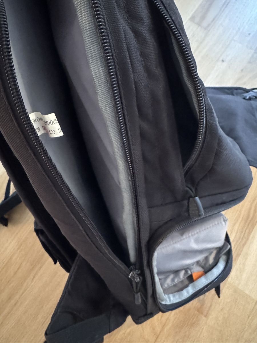 Lowepro Zaini: Lowepro Fotorucksack BP 250 – Usato da Lenzburg venduto da Li-Lo 5