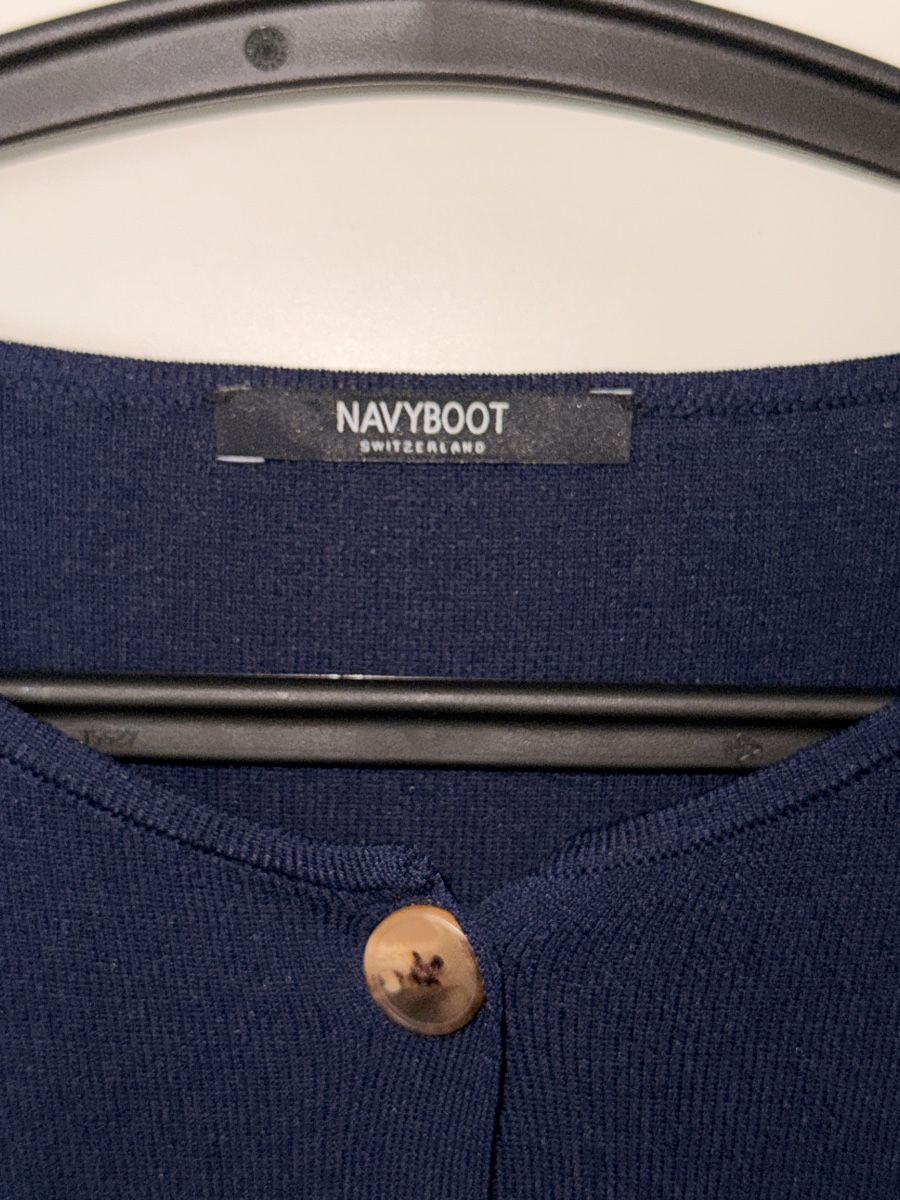 Navyboot Maglioni & Felpe: Cardigan Dunkelblau Navyboot Gr. 42 – Usato da Aarau venduto da Ostaamyyda 2