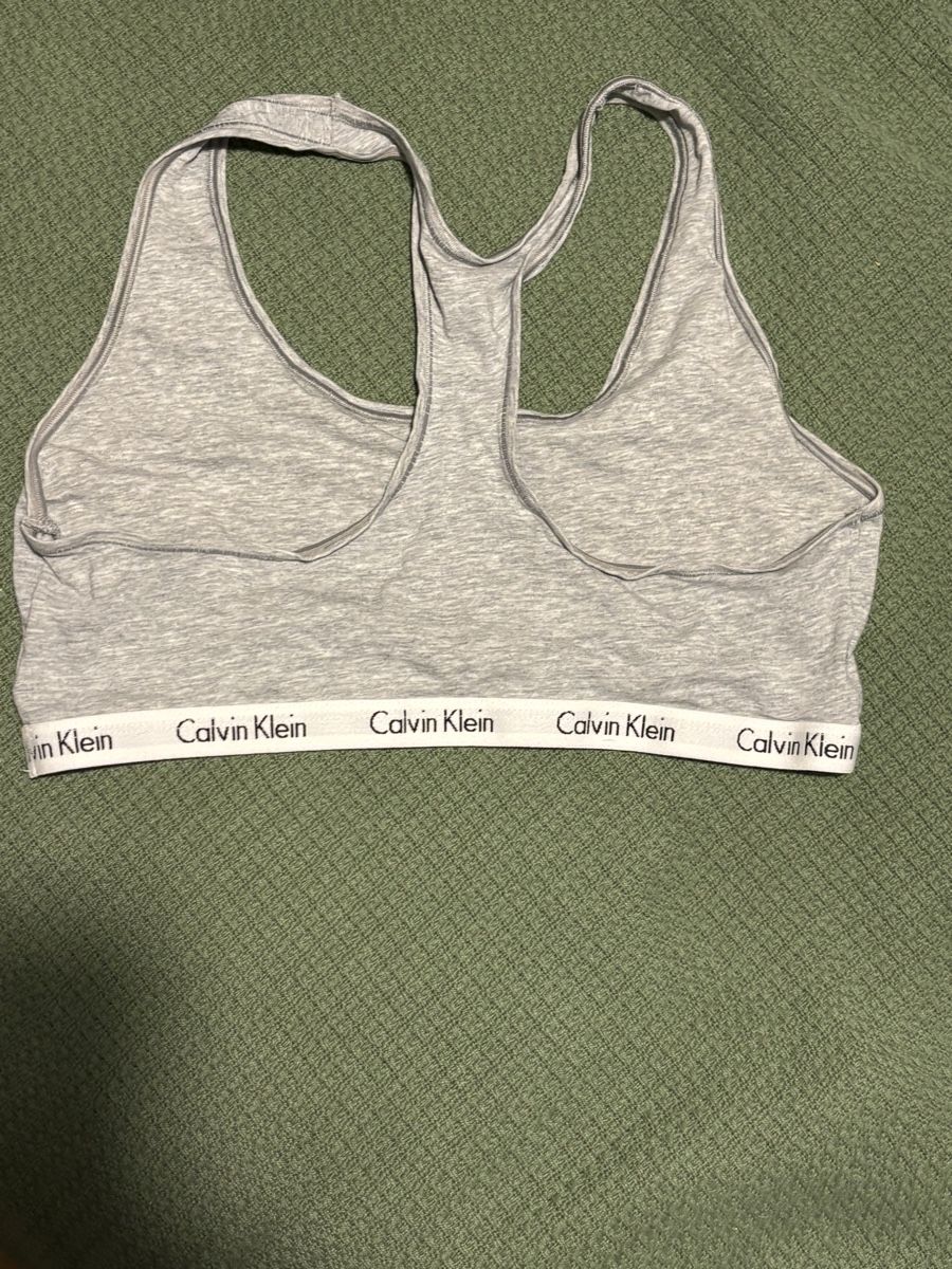 Calvin Klein Altra biancheria intima: Calvin Klein BH – Nuovo (secondo la descrizione) da Basel venduto da vib_kd97 1