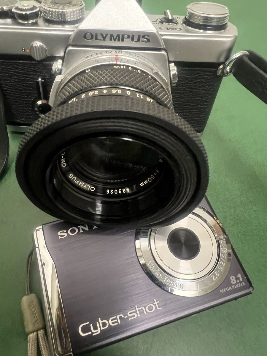 Olympus Fotocamera: Olympus OM1 mit objektiv  – Usato da Zürich venduto da jao_2bx7 2