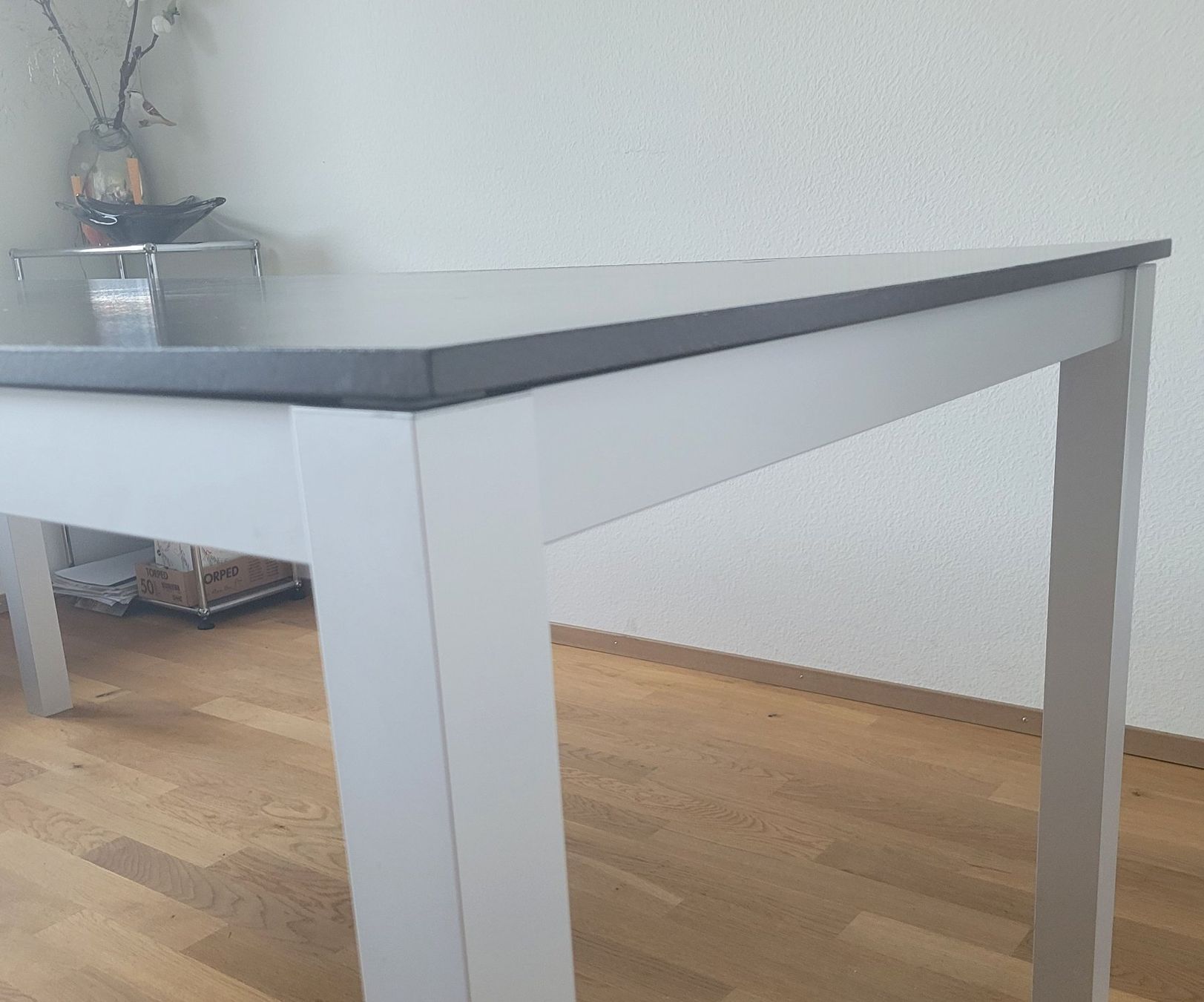 Interio Tavoli: Schicker Esstisch in elegantem Design – Usato da Zürich venduto da Ch250157 2