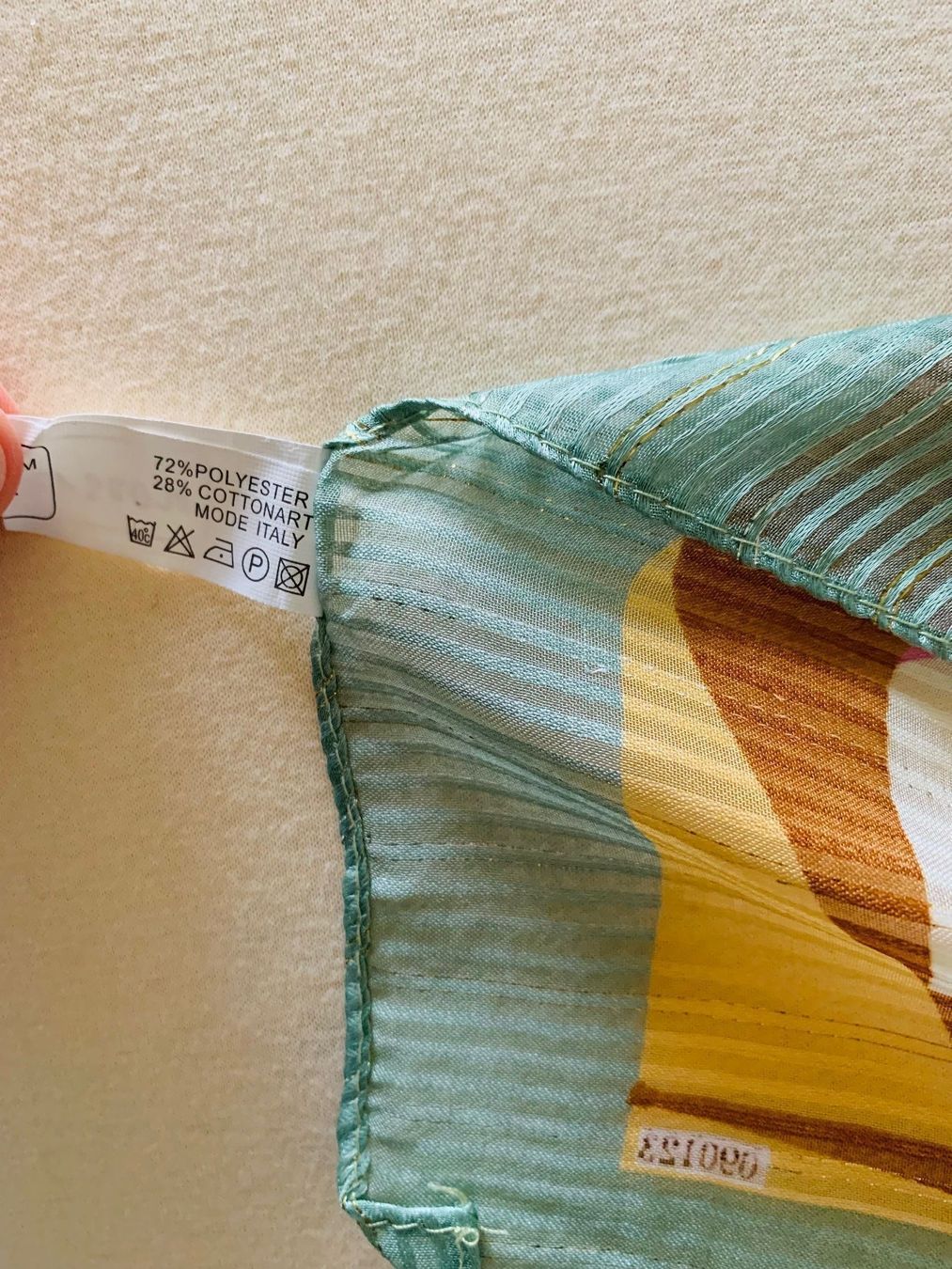 Foulard & Sciarpe: Foulard/Tuch 85x85 – Usato da Zürich venduto da Angela_Fashion_Lover 3