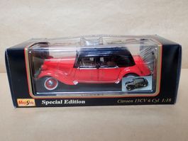 Citroen Traction Avant 15 CV Taxi - Maisto 1/18