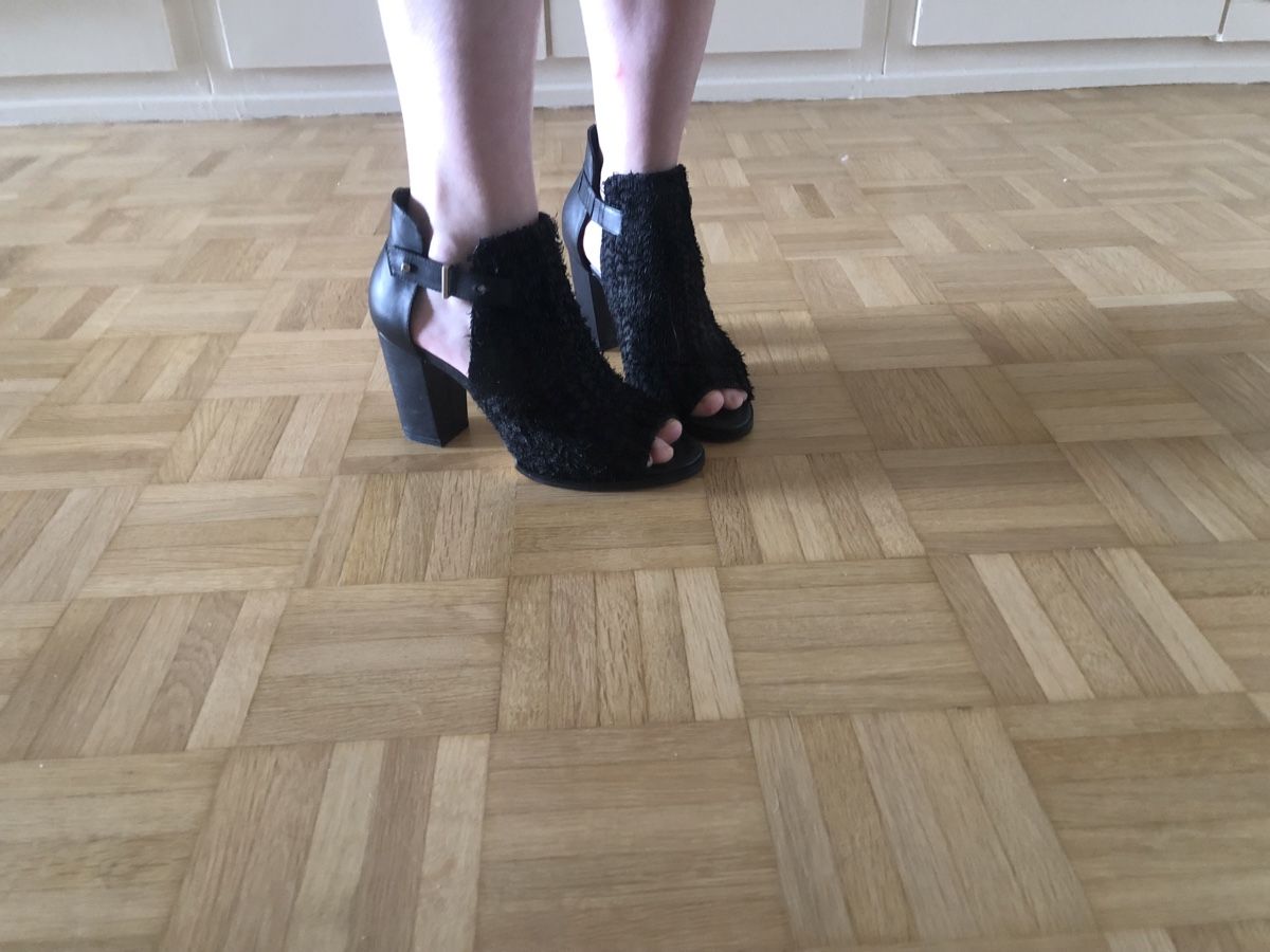Scarpe da donna: Chaussures à talons Sofie Schnoor – Nuovo (secondo la descrizione) da Onex venduto da kattrina 1