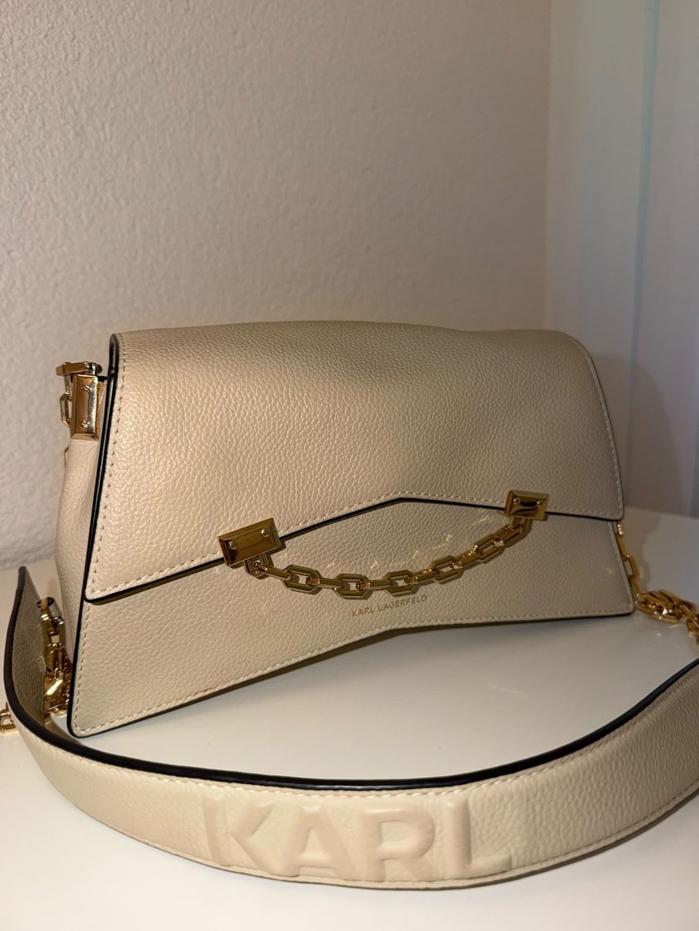 Karl Lagerfeld Borse da donna: Karl Lagerfeld Tasche – Usato da Spiez venduto da Hysvenu 3