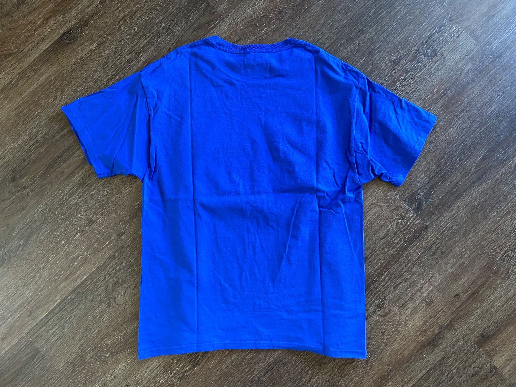 Champion T-Shirts: Champion T-Shirt Gr. L – Gebraucht aus Muttenz von bargain_hunter 3