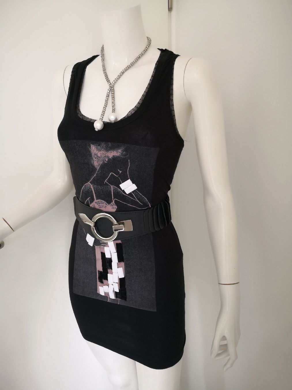 Mango Tops: 🤩MANGO TOP SCHWARZ MIT DRUCK & PERLEN – Neuf (Voir description) à Olten par Naja-Twins-Twins 3