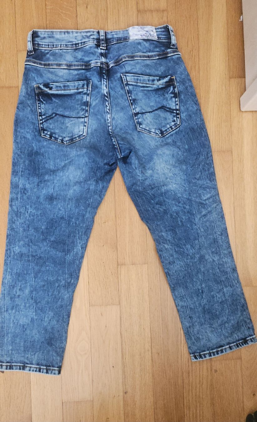 Cecil Jeans: Capri Jeans von Cecile 34/36 – Usato da Mauensee venduto da Padai 1