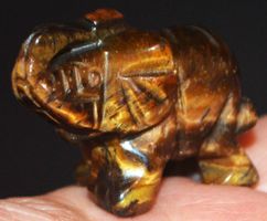 Deko Heilstein K-114 – Elefant Tigerauge – 37x27mm