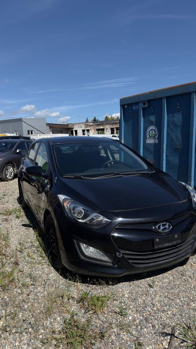 Hyundai Automobili: Hyundai I30 – Difettoso da Wetzikon ZH venduto da HD2004 3