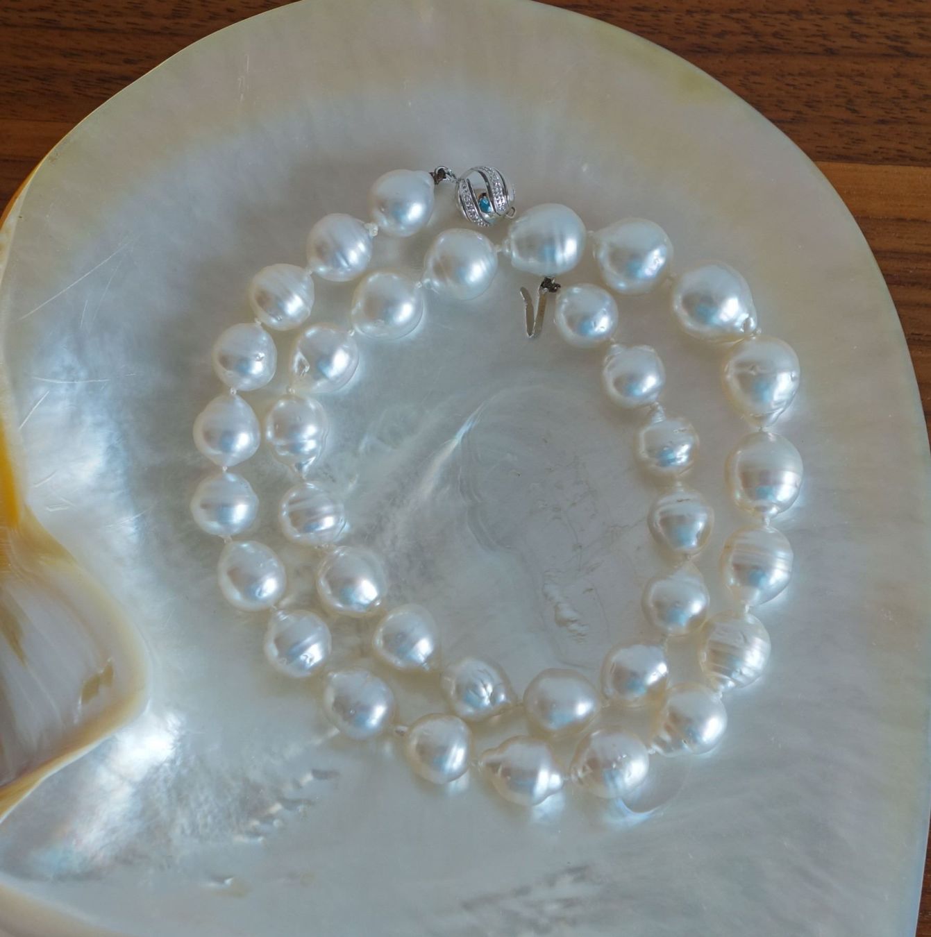 Catenine: Südseeperlencollier,barocke Form,10-12mm – Nuovo e nell'imballaggio originale da Rümlang venduto da 21f 4