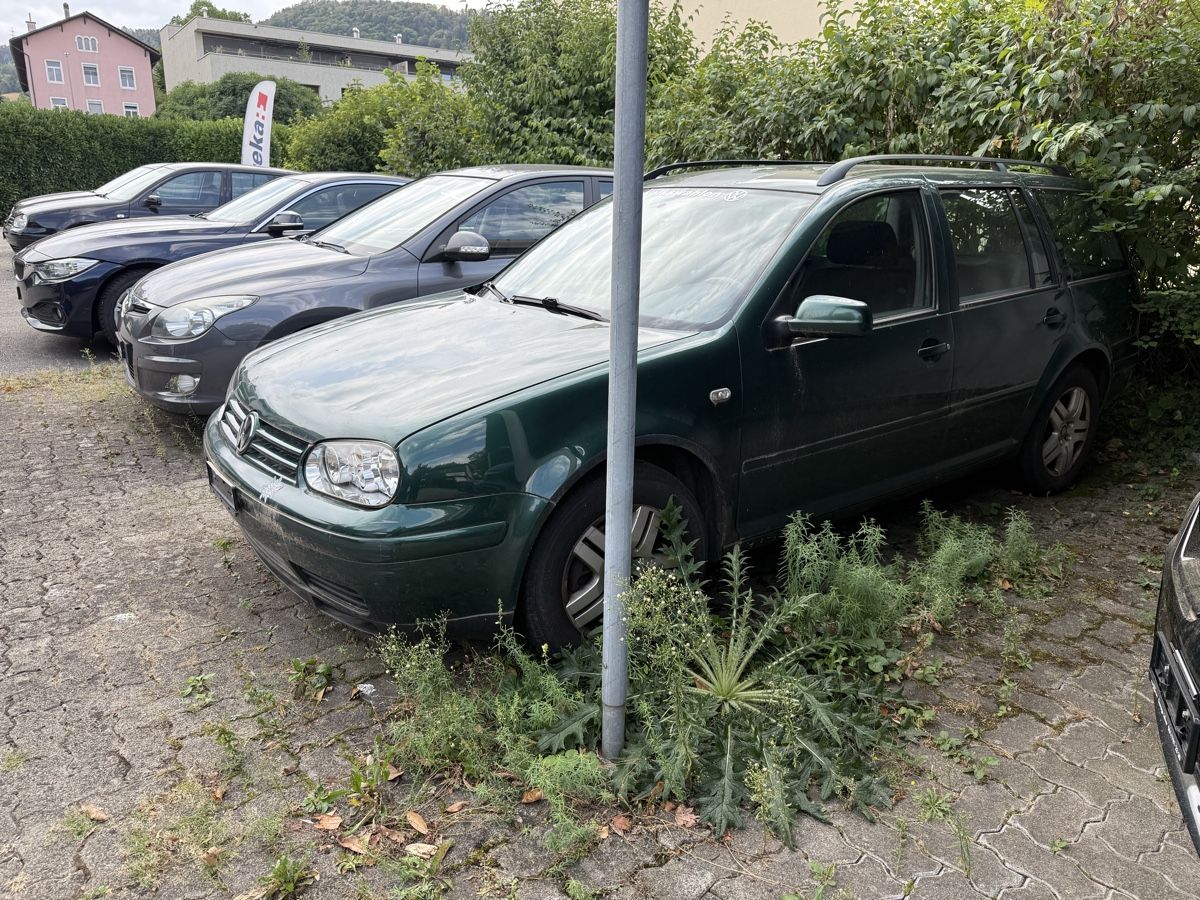 VW Autos: Golf Var. 4motion – Défectueux à Büsserach par markaz 1