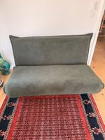 Klappbares Sofabett mit Kordsamtbezug, grün