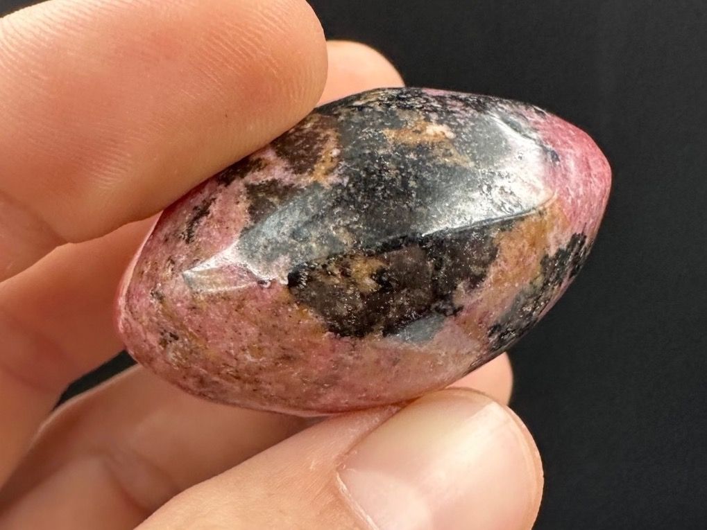 Minerali & Pietre curative: Rhodonit, Handschmeichler Heilstein – Nuovo e nell'imballaggio originale da Männedorf venduto da Handschmeichler 2