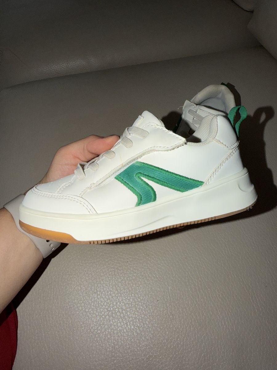 Next Scarpe per ragazzi: Kinder Schuhe NEXT Weiss Grösse 28 – Usato da Füllinsdorf venduto da had_kv5k 4