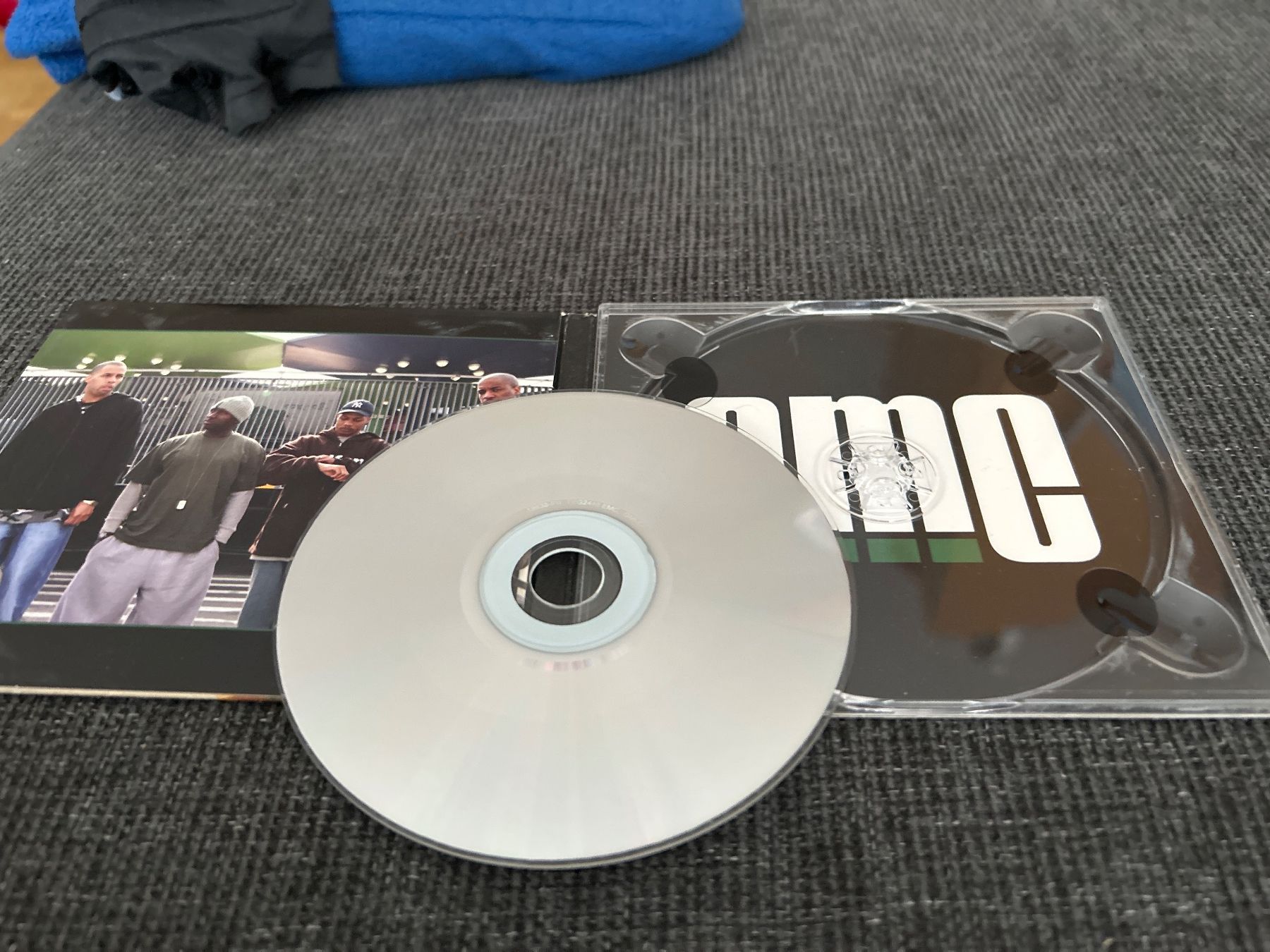 CD: EMC - The Show Audio CD – Usato da Thalwil venduto da eng_yys6 3