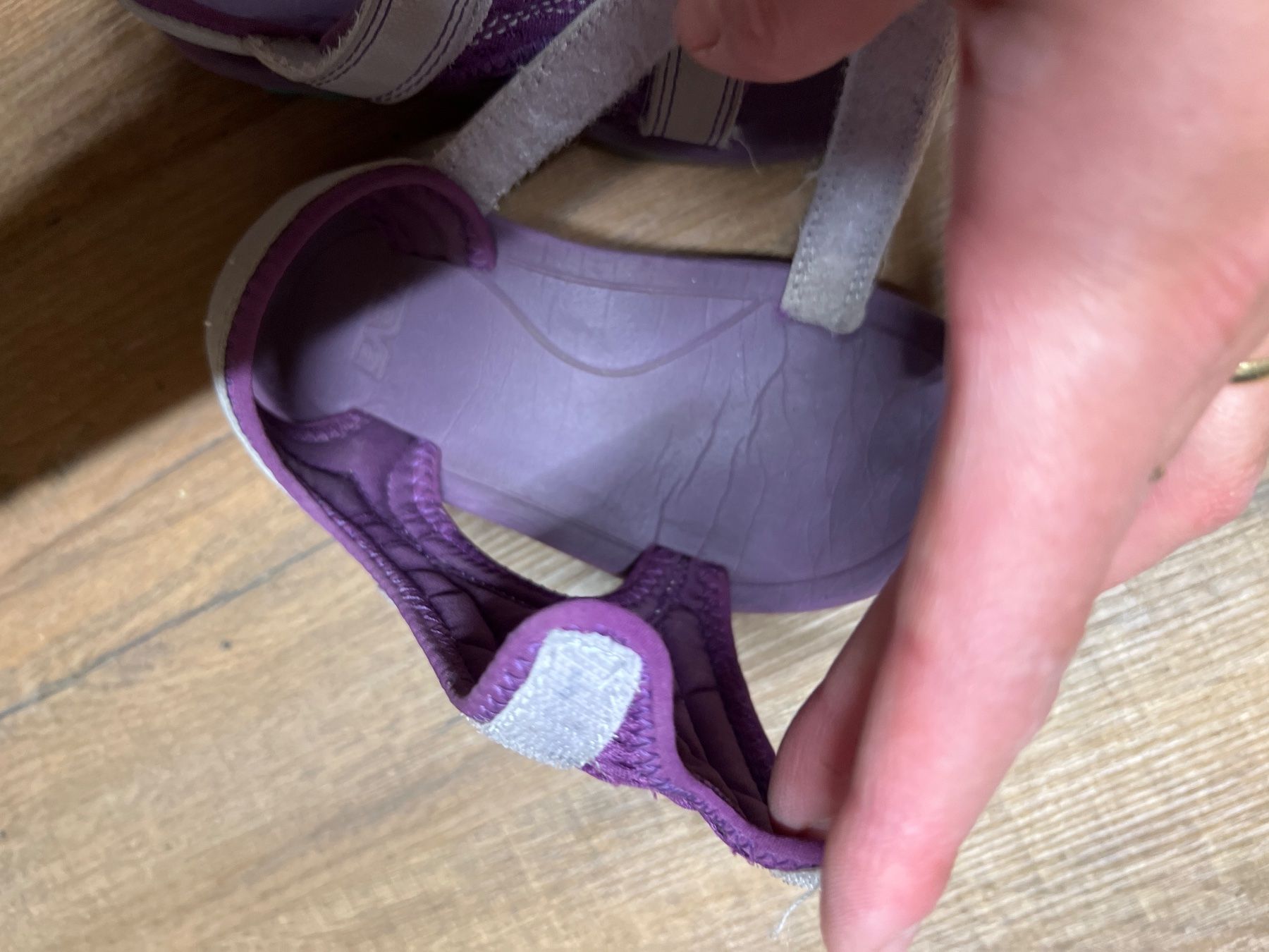 Teva Scarpe per ragazzi: Teva Sandalen Kinder Grösse 24/25 Lila – Usato da Häusernmoos venduto da RanaNo 3