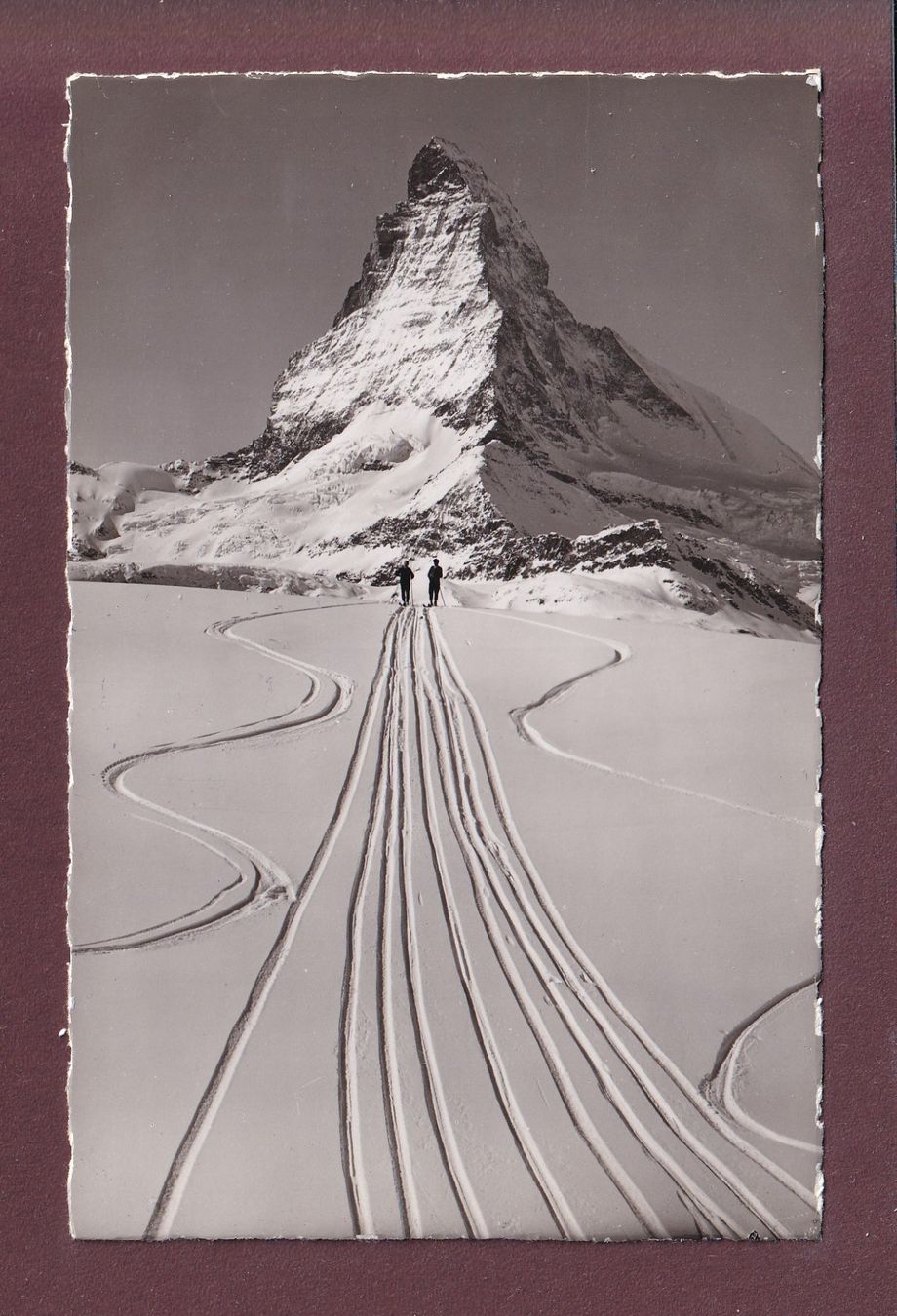 Cartoline postali: Auf dem RIFFELBERG - MATTERHORN – Usato da Pully venduto da nicecards