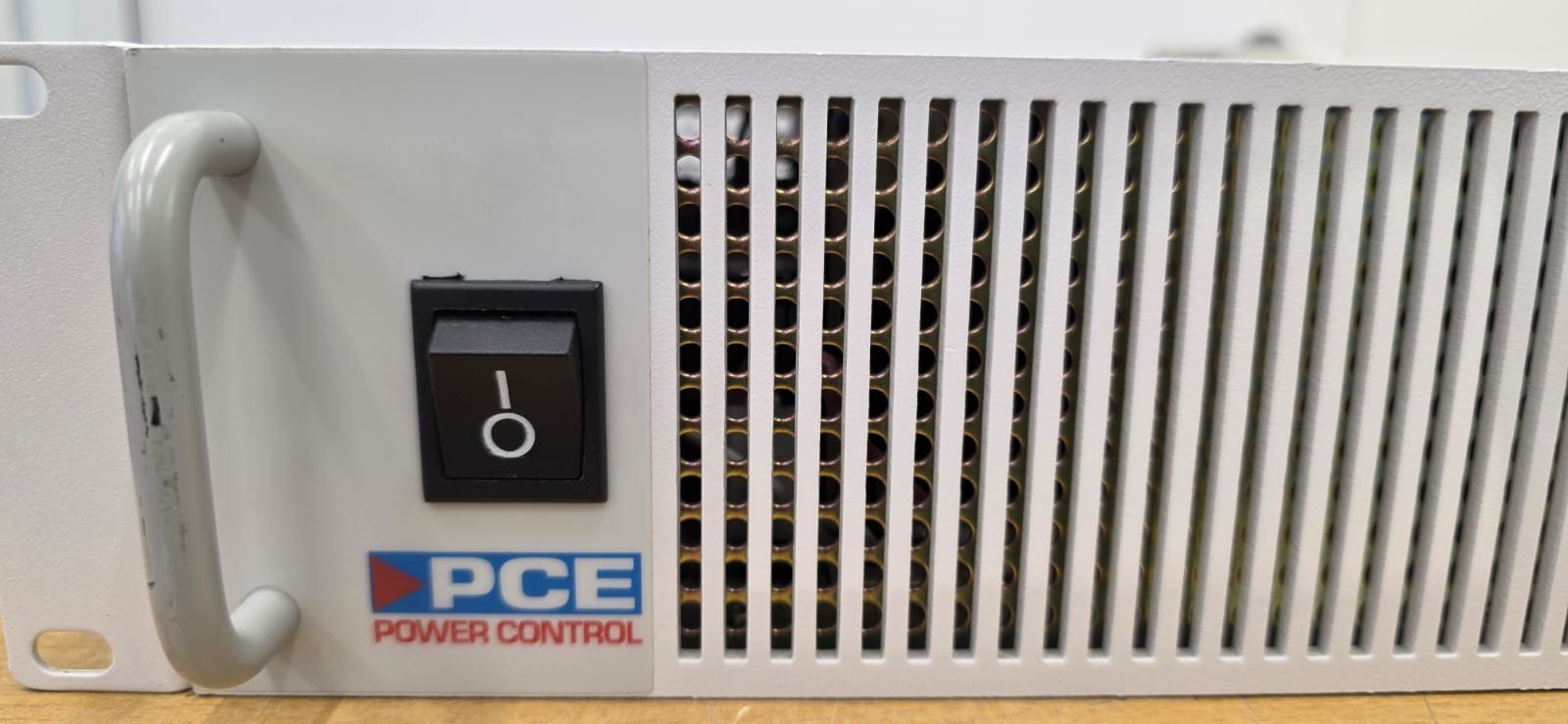 PCE Power Control A2800 7.5-300 – DC Labornetzgerät (Gebraucht) in ...
