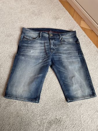 Diesel Jeans Shorts – Superior Quality & Style - Size 32/34