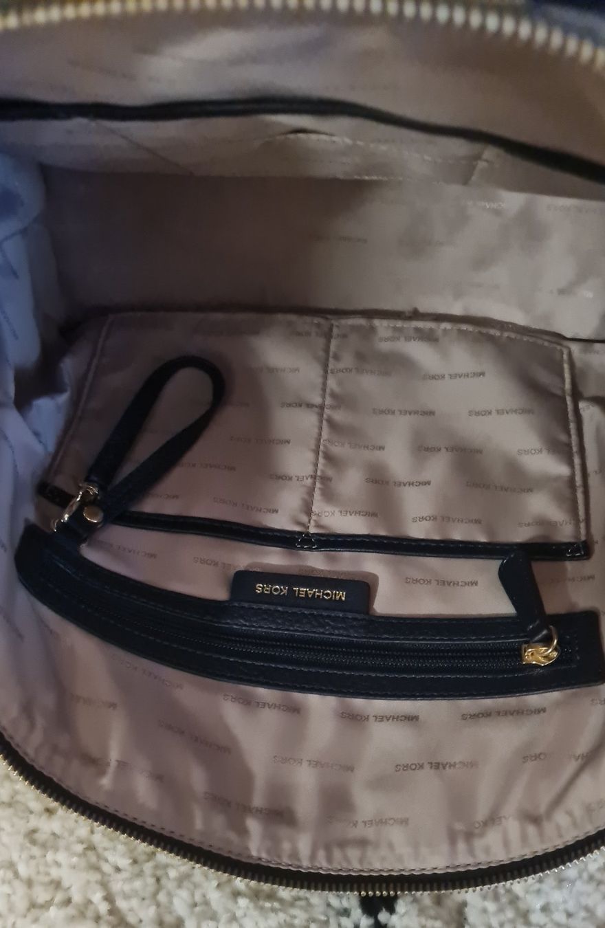 Michael Kors Taschen für Damen: Ledertasche Michael Kors in der Farbe admiral – Gebraucht aus Beinwil Freiamt von tafa8 7