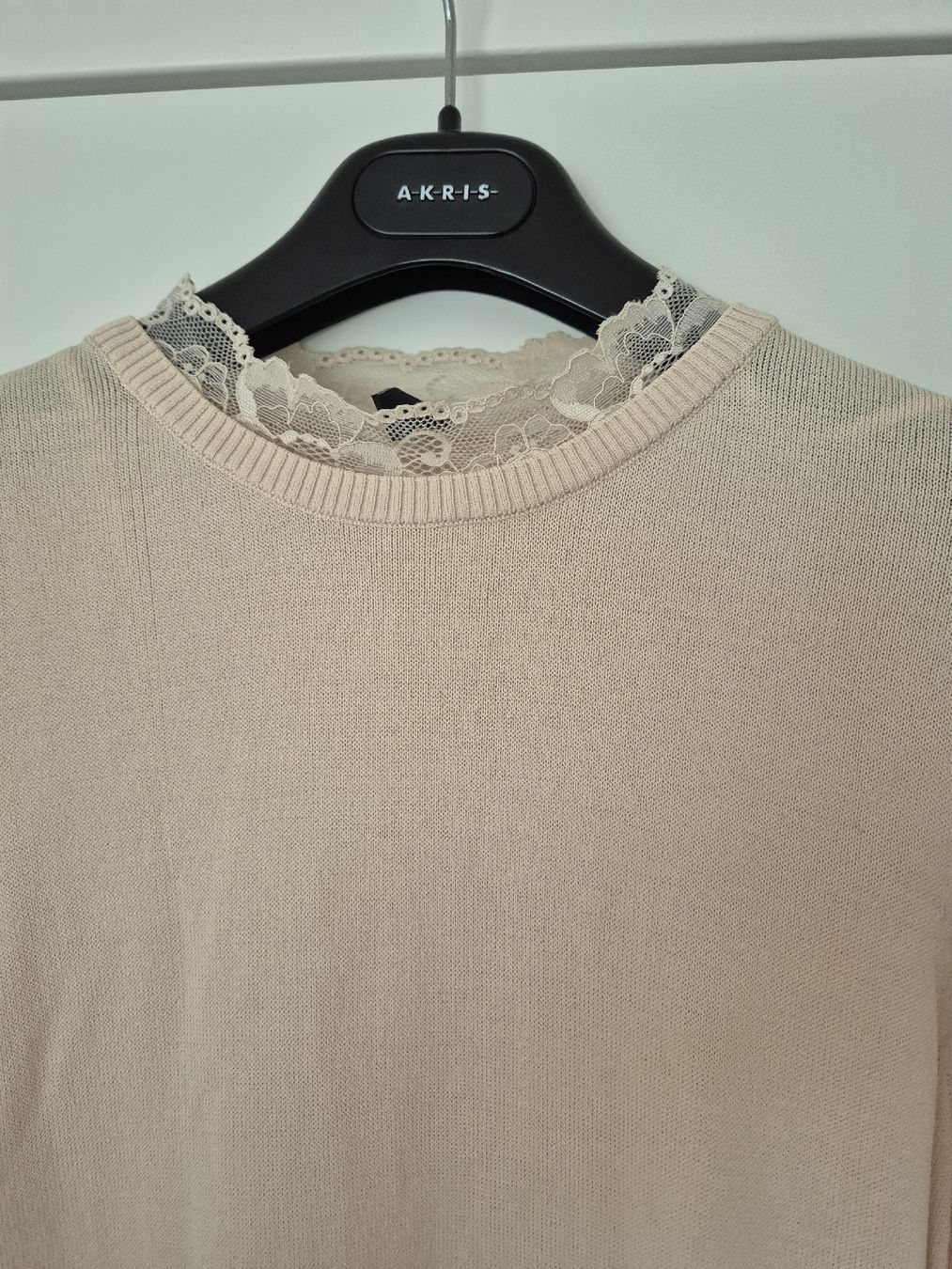 Vestiti: Feinstrickkleid mit Spitzenkragen – Usato da Schlieren venduto da nat_76vd 2